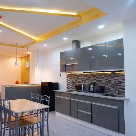 Cozy Entire Condo Unit With Pool Access Angeles Exteriér fotografie